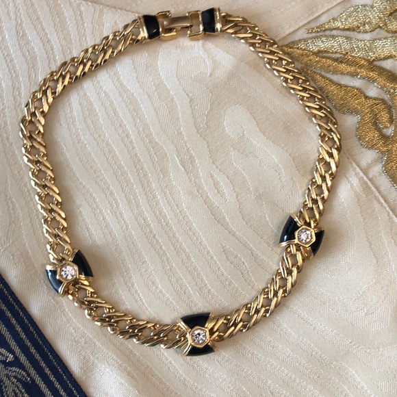 Gold tone & black enamel and rhinestone necklace - Picture 5 of 10